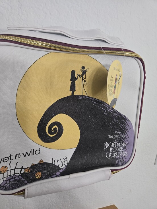 wet n wild Handbags - Disney Wet N Wild Nightmare Before Christmas Make-Up Bag Case 2 Side Graphic NEW